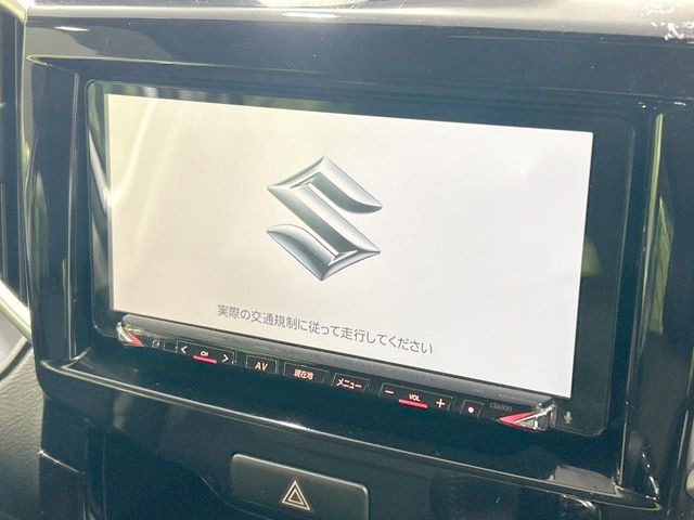 【純正ナビ】人気の純正ナビを装備。オーディオ機能も充実しており、Bluetooth接続すればお持ちのスマホやMP3プレイヤーの音楽を再生可能!毎日の運転がさらに楽しくなります!!