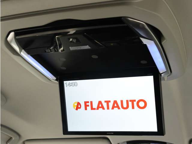 【後席モニター!】フリップダウンモニター完備!お子さまも映像を見ながら、快適に楽しくお過ごしいただけます♪ミニバンでは欠かせない大人気装備です!!