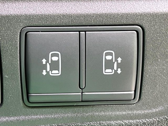 �y�����p���[�X���C�h�h�A�z�X�}�[�g�L�[��^�]�Ȃ̃X�C�b�`�Ō�ȗ����X���C�h�h�A�̊J���\���d��������͂����ăh�A���J����K�v�������A�����Ȃ��q�l�ł��ȒP�ɊJ���߂ł����K�ł���