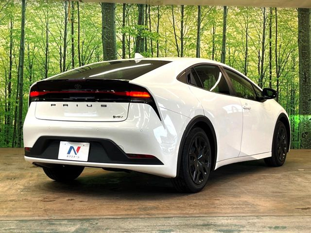 ☆全国のネクステージからお取り寄せが可能※!遠方の店舗に展示してあるクルマが気になる場合も、最寄りの店舗でご覧いただくことが可能です!是非私たちに要望をお聞かせください!※別途費用