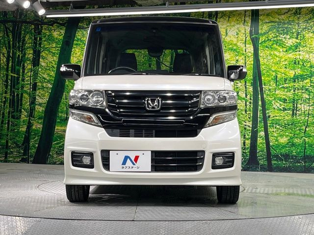 弊社では、全車『修復歴なし』のお車のみ取り扱っております。専任バイヤーによる厳選した仕入れの後、入庫後の車両チェックを行い、ネクステージが認定した高品質な中古車をご提供しております。