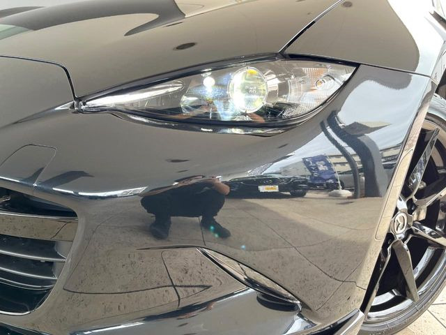 �yLED�w�b�h���C�g�z���V����ԑ��s�����ǍD�Ȏ��E���m�ۂ����S���ĉ^�]�ł��鍂�P�xLED�w�b�h���C�g�𑕔�!�_�����x�������A����d�͂��}�����Ă��܂��B