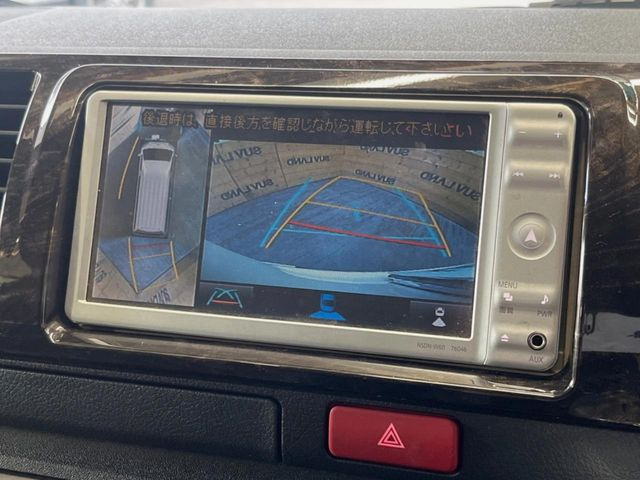 �y�p�m���~�b�N�r���[���j�^�[�z��p�̃J�����ɂ��A�ォ�猩���낵���悤�Ȏ��_��360�x�N���}�̎��͂��m�F���邱�Ƃ��ł��܂������p�������m�F���₷���A�����ꏊ�ł̐؂�Ԃ��⒓�Ԃ��X���[�Y�ɍs���܂��B