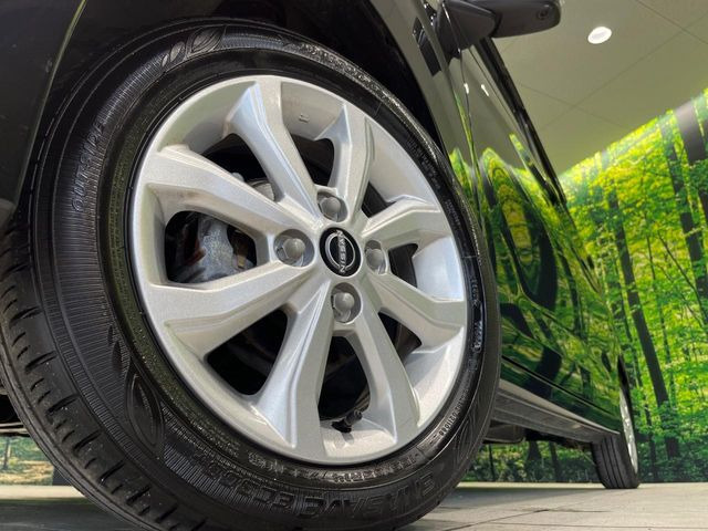 �y����14�C���`�A���~�z�C�[���z�O�ςɃ}�b�`���������A���~�z�C�[���𑕒����Ă���܂��B�e��ЊO�A���~�z�C�[����A�X�^�b�h���X�^�C�����戵�����Ă���܂��B���񂲑��k����������