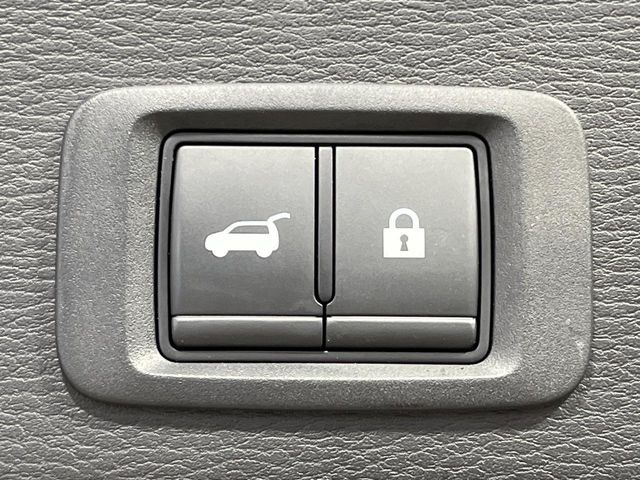 �y�p���[�o�b�N�h�A�z�X�}�[�g�L�[��^�]�Ȃ̃{�^�������������Ń��A�Q�[�g�������ŊJ���܂�!�ו��������Ă��鎞��A�����ʒu�ɂ���o�b�N�h�A��߂�ۂɕ֗��ȋ@�\�ł���