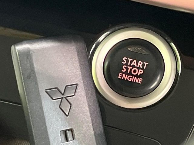 �y�C���e���W�F���g�L�[�z�J�o����|�P�b�g�ɓ��ꂽ�܂܂ł��h�A�̎{���E�������\�ȃX�}�[�g�L�[�𑕔��B�G���W���̃I���E�I�t�����J�M�����o���K�v����������Ƃ��Ă��֗��ł���