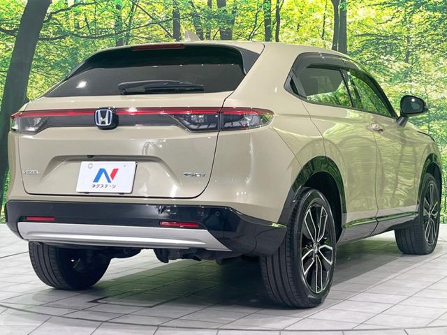 ☆全国のネクステージからお取り寄せが可能※!遠方の店舗に展示してあるクルマが気になる場合も、最寄りの店舗でご覧いただくことが可能です!是非私たちに要望をお聞かせください!※別途費用