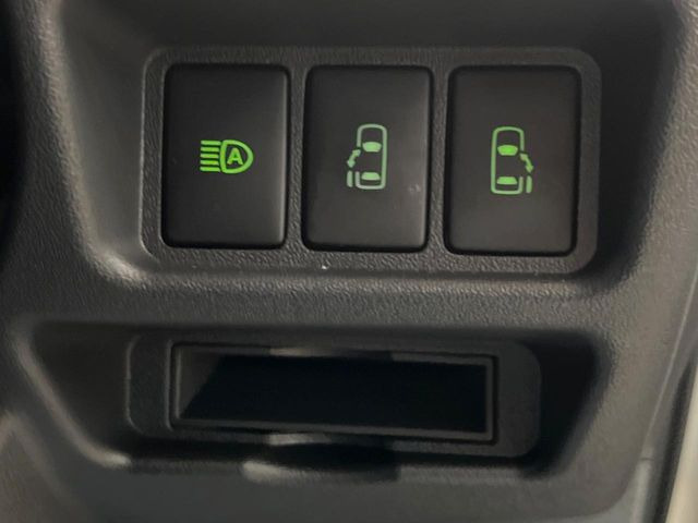 �y�����p���[�X���C�h�h�A�z�X�}�[�g�L�[��^�]�Ȃ̃X�C�b�`�Ō�ȗ����X���C�h�h�A�̊J���\���d��������͂����ăh�A���J����K�v�������A�����Ȃ��q�l�ł��ȒP�ɊJ���߂ł����K�ł���