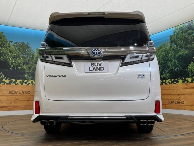 安心の最長10年・走行無制限保証(有償)をご用意。保証内容も充実はもちろん、無料点検&オイル交換や、年中無休の全国・24時間ロードサービスも付帯されておりますのでご安心下さい。