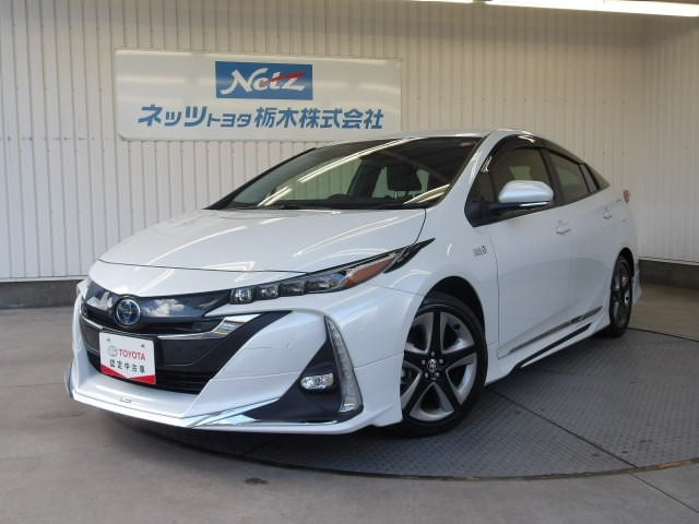 プリウスPHV1.8 S セーフティパッケージ