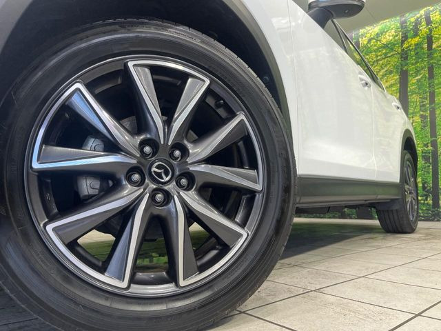 �y����19�C���`�A���~�z�C�[���z�O�ςɃ}�b�`���������A���~�z�C�[���𑕒����Ă���܂��B�e��ЊO�A���~�z�C�[����A�X�^�b�h���X�^�C�����戵�����Ă���܂��B���񂲑��k����������