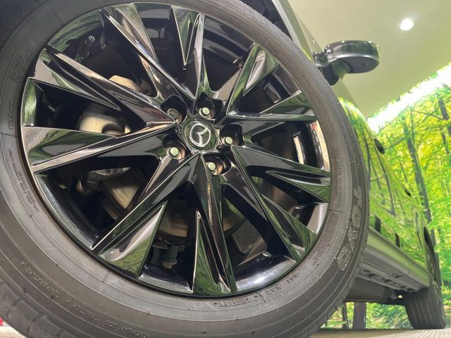 �y����19�C���`�A���~�z�C�[���z�O�ςɃ}�b�`���������A���~�z�C�[���𑕒����Ă���܂��B�e��ЊO�A���~�z�C�[����A�X�^�b�h���X�^�C�����戵�����Ă���܂��B���񂲑��k����������