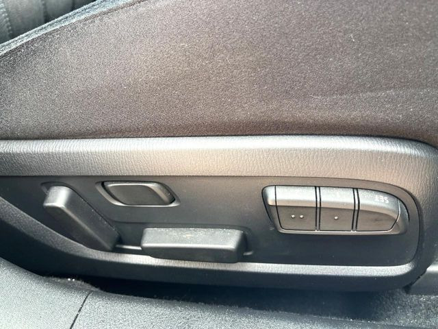 �y�p���[�V�[�g�z�X�C�b�`��ŊȒP�ɃV�[�g�̔��������\!�d��������͂�����܂���!���K�ȃV�[�g�|�W�V�����ɃZ�b�g���āA���K�ȃh���C�u�����y���݂��������B