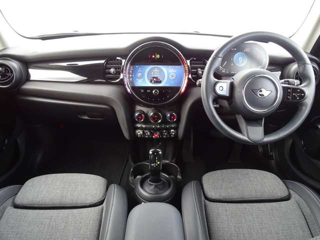 ミニクーパー D プレミアム プラスパッケージ DCT