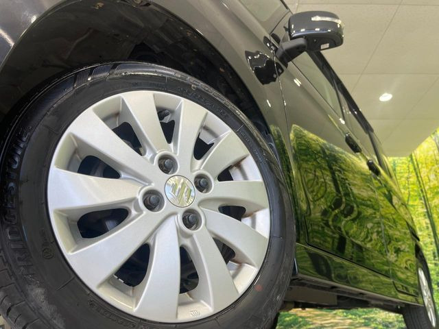 �y����14�C���`�A���~�z�C�[���z�O�ςɃ}�b�`���������A���~�z�C�[���𑕒����Ă���܂��B�e��ЊO�A���~�z�C�[����A�X�^�b�h���X�^�C�����戵�����Ă���܂��B���񂲑��k����������