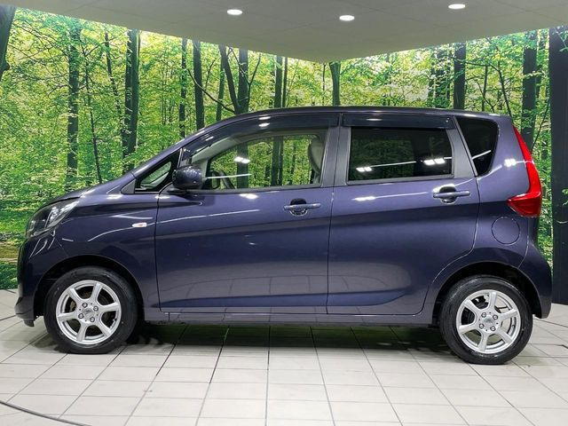 安心の最長10年・走行無制限保証(有償)をご用意。保証内容も充実はもちろん、無料点検&オイル交換や、年中無休の全国・24時間ロードサービスも付帯されておりますのでご安心下さい。