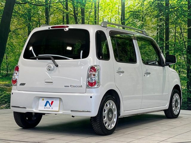 ��D�]�𒸂��Ă���܂��{�f�B�̒e�X�v���b�V���R�[�g���D�]��t���B�ʏ�̃K���X�R�[�g�ƈقȂ�A�ϋv�N��6�N�̖��@���K���X�R�[�e�B���O���A�{�f�B���L���C�ȏ�Ԃɕۂ��Ă���܂��B