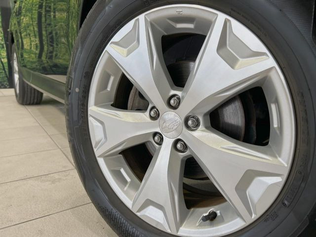 �y����17�C���`�A���~�z�C�[���z�O�ςɃ}�b�`���������A���~�z�C�[���𑕒����Ă���܂��B�e��ЊO�A���~�z�C�[����A�X�^�b�h���X�^�C�����戵�����Ă���܂��B���񂲑��k����������