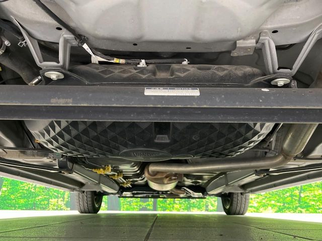 下回りがきれいなうちに、防錆加工の施工がオススメ。降雪地域はもちろん、沿岸部にお住いの方や、趣味でマリン・ウィンタースポーツをされる方にご好評いただいております。