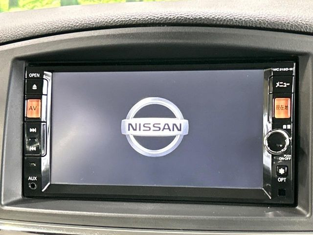 �y�����i�r�z�l�C�̏����i�r�𑕔����Ă���܂��B�i�r�̎g���₷���͂������A�I�[�f�B�I�@�\���[��!�L�����v�◷�s�͂������A�ʋ΂┃�����ȂǕ��i�̃h���C�u���y�����Ȃ�͂���