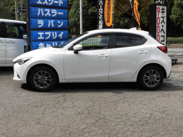 ���Ђ́u�i���ƃv���C�V���O�v��O��I�ɂ������A���ݑ��ꉿ�i�̂��Ԃ�K���ȉ��i�Ŕ̔����Ă���܂��B�܂����s�������A�Ԃ̃R���f�B�V�������d�����Ă���A�S�ԕK�����Ђ̎d����S�����ڂŌ��Ĕ����Ă���܂��B