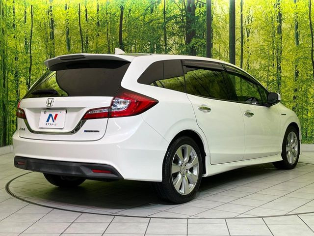 ☆全国のネクステージからお取り寄せが可能※!遠方の店舗に展示してあるクルマが気になる場合も、最寄りの店舗でご覧いただくことが可能です!是非私たちに要望をお聞かせください!※別途費用