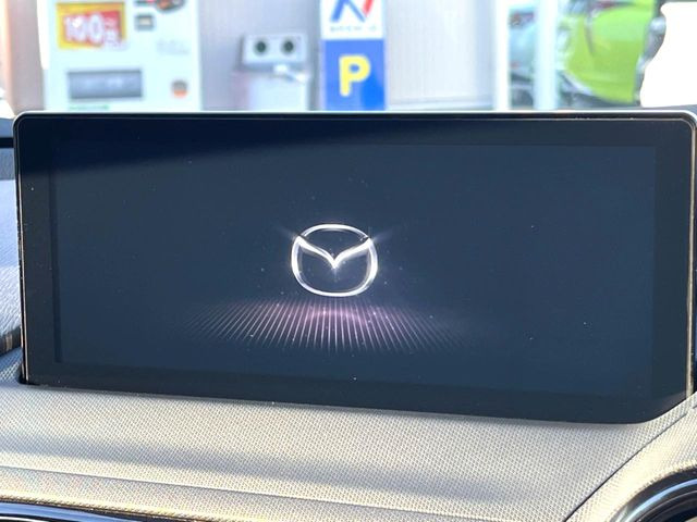 �y8.8�C���`�}�c�_�R�l�N�g�z�ԓ��̕��͋C�Ƀ}�b�`������^�̃f�B�X�v���C�B�X�}�z�ڑ��ł̃i�r�g�p��Bluetooth�Đ����A�l�X�ȋ@�\���y���߂܂��B�����I�ȃ_�C�������삪�\�ŁA�g��������ǍD�ł��B