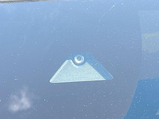 �y�X�}�[�g�V�e�B�u���[�L�T�|�[�g�z�ᑬ���s���ɑO���̎ԗ�����F�����A�Փ˂������Ȏ��͌x��ƃu���[�L�ŏՓˉ���Ɣ�Q�y�����A�V�X�g�B�����S�Ƀh���C�u�����y���݂��������܂��B