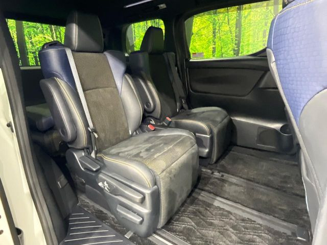 ���ڒ����̓E�H�[�N�X���[�ƂȂ��Ă���܂��B���ڂƎO��ڂ̈ړ�����~�肪�Ƃ��Ă��y�ɂȂ�̂ŁA���~��̍ۂ��X�g���X�������邱�Ƃ͂���܂����