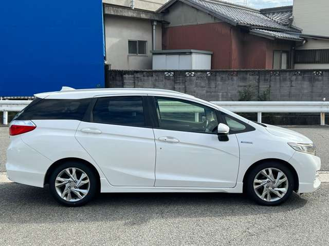 �O���[�v���݌ɐ�200��ȏ�!!�L�x�ȍ݌ɂ̒����炨�q�l�ɂ҂�����Ȉ�������Ă������܂�!!