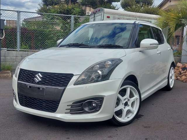 ���Ԍ������t�������A�}�C�X�^�[��17�C���`�A���~�z�C�[��!���b�\���f���}�t���[!�ЊOSD�i�r!Bluetooth�ڑ���!�o�b�N�J����!�O��h���C�u���R�[�_�[!�ȂǑ����[����1��ł���