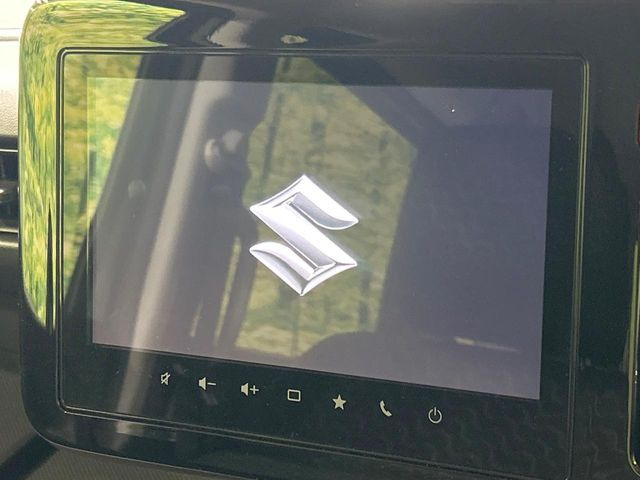 【純正9型ナビ】人気の純正ナビを装備。オーディオ機能も充実しており、Bluetooth接続すればお持ちのスマホやMP3プレイヤーの音楽を再生可能!毎日の運転がさらに楽しくなります!!