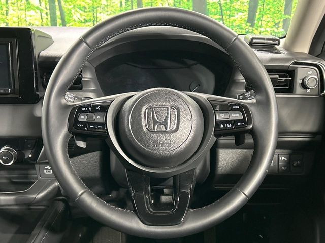 �y�����v�����X�e�A�����O�z�㎿�Ȋv���g�p���邱�ƂŁA��ɂ����������݂ƂĂ��^�]���₷���n���h���ł���