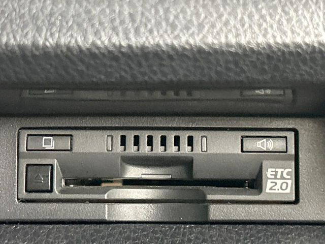 【ETC】高速道路の料金所をストレスなく通過!話題のスポットやサービスエリアに多い「スマートIC」利用時は必須のアイテムです。当店でセットアップを実施、ご納車当日からすぐにご利用いただけます!