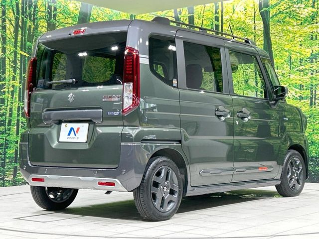 ☆全国のネクステージからお取り寄せが可能※!遠方の店舗に展示してあるクルマが気になる場合も、最寄りの店舗でご覧いただくことが可能です!是非私たちに要望をお聞かせください!※別途費用