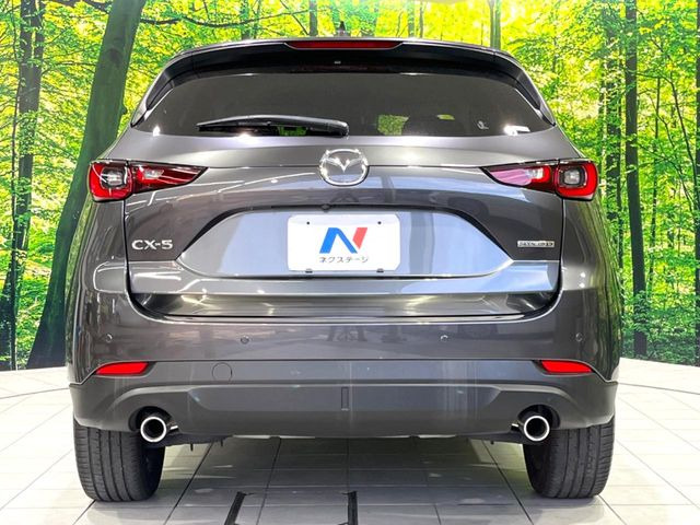 安心の最長10年・走行無制限保証(有償)をご用意。保証内容も充実はもちろん、無料点検&オイル交換や、年中無休の全国・24時間ロードサービスも付帯されておりますのでご安心下さい。