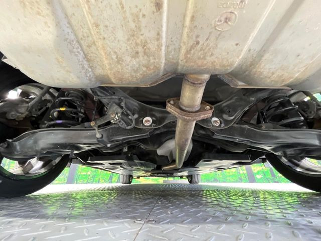 下回りがきれいなうちに、防錆加工の施工がオススメ。降雪地域はもちろん、沿岸部にお住いの方や、趣味でマリン・ウィンタースポーツをされる方にご好評いただいております。