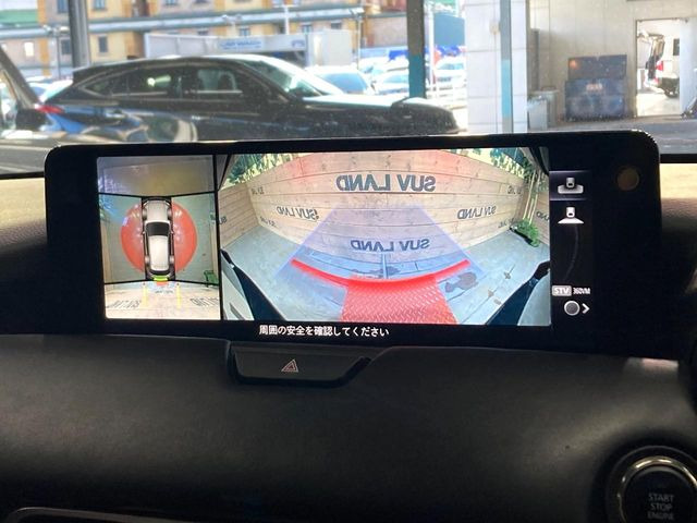 �y�S���ʃ��j�^�[�z��p�̃J�����ɂ��A�ォ�猩���낵���悤�Ȏ��_��360�x�N���}�̎��͂��m�F���邱�Ƃ��ł��܂����c�񒓎Ԃ╝�񂹎��Ɋ��􂵂Ă���܂���