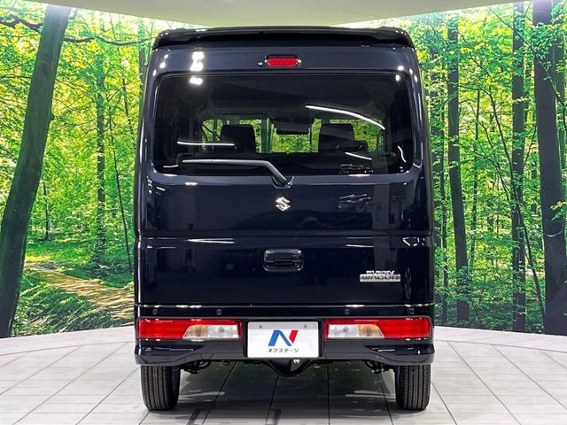 安心の最長10年・走行無制限保証(有償)をご用意。保証内容も充実はもちろん、無料点検&オイル交換や、年中無休の全国・24時間ロードサービスも付帯されておりますのでご安心下さい。