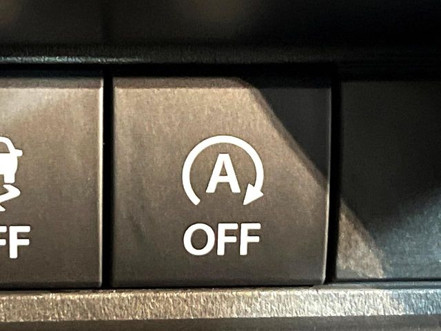 �y�A�C�h�����O�X�g�b�v�z�ԐM����a�؂Œ�Ԃ����ۂɃG���W�����~���A���ʂȔR���̏����}���܂��B�R��������ی�ɂȂ���@�\��G���W���̓u���[�L�𗣂��΍Ďn�����܂��B