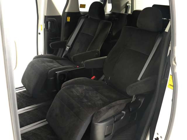 �y�I�b�g�}���t���Z�J���h�V�[�g�z�ő�800mm�̃����O�X���C�h�V�[�g�ƃI�b�g�}���@�\�ɂ�葫���y�X�L�΂������\�ł�!�܂��A�Ђ��|��������܂��̂ŁA���K�ȃh���C�u�����y���݂��������܂�!