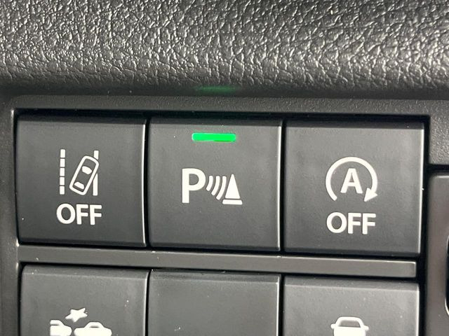 【クリアランスソナー】バンパーに付いたセンサーが障害物を検知!一定の距離に近づくとアラートで教えてくれます♪狭い駐車スペースや車庫入れ時も安心ですね☆