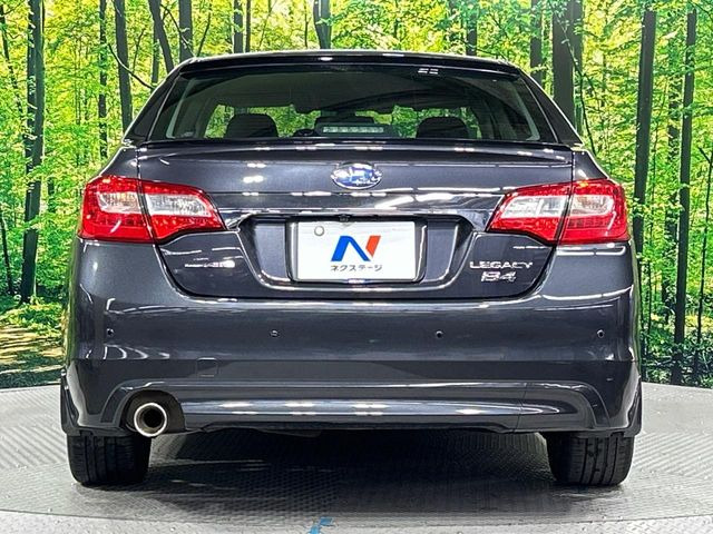 安心の最長10年・走行無制限保証(有償)をご用意。保証内容も充実はもちろん、無料点検&オイル交換や、年中無休の全国・24時間ロードサービスも付帯されておりますのでご安心下さい。