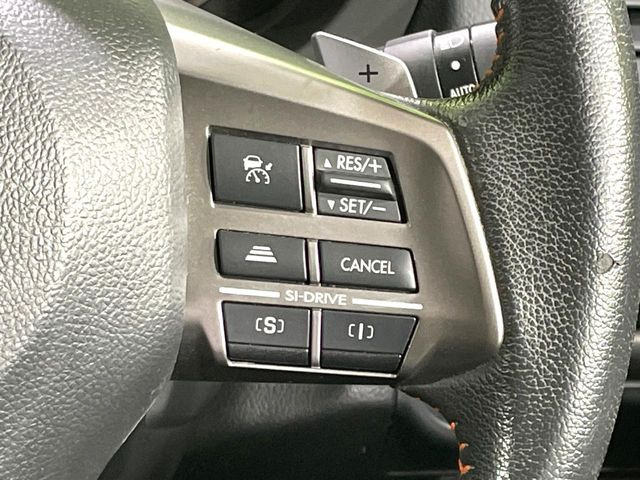 【全車速追従機能付クルーズコントロール】高速道路での長距離走行が楽に!!自動で速度を保つクルーズコントロールが、衝突軽減システムと連携し、前方の車両を感知して車間を保つように速度調節してくれます!!