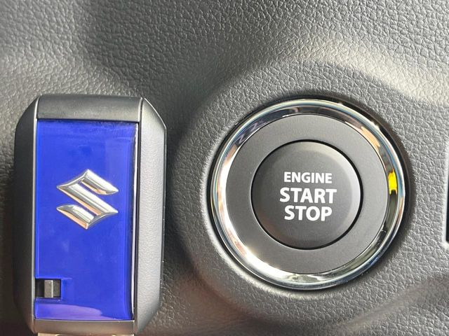 �y�L�[���X�X�^�[�g�V�X�e���z�J�o����|�P�b�g�ɓ��ꂽ�܂܂ł��h�A�̎{���E�������\�ȃX�}�[�g�L�[�𑕔��B�G���W���̃I���E�I�t�����J�M�����o���K�v����������Ƃ��Ă��֗��ł���