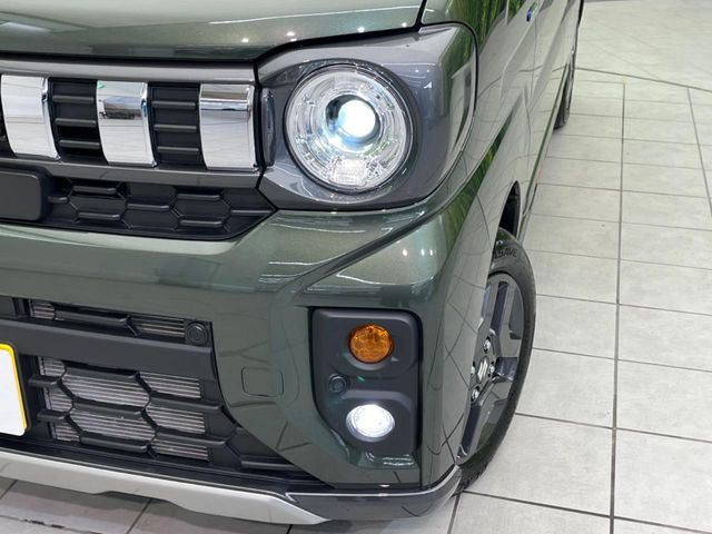 �yLED�w�b�h���C�g�z���V����ԑ��s�����ǍD�Ȏ��E���m�ۂ����S���ĉ^�]�ł��鍂�P�xLED�w�b�h���C�g�𑕔�!�_�����x�������A����d�͂��}�����Ă��܂��B