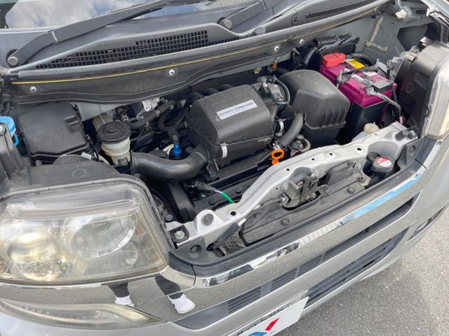 親切・丁寧な専門メカニックスタッフが応対!・車検・点検整備・事故等の修理などアフターサービスも安心。お車のカスタマイズもネクステージのサービススタッフまでご相談ください!