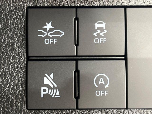 �y�A�C�h�����O�X�g�b�v�z�ԐM����a�؂Œ�Ԃ����ۂɃG���W�����~���A���ʂȔR���̏����}���܂��B�R��������ی�ɂȂ���@�\��G���W���̓u���[�L�𗣂��΍Ďn�����܂��B