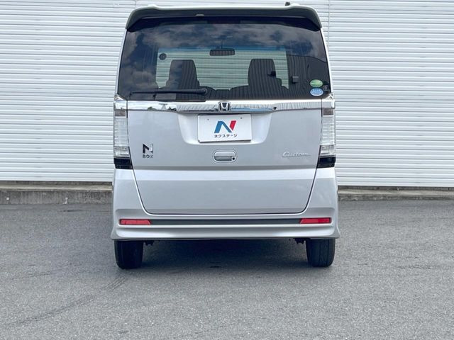 安心の最長10年・走行無制限保証(有償)をご用意。保証内容も充実はもちろん、無料点検&オイル交換や、年中無休の全国・24時間ロードサービスも付帯されておりますのでご安心下さい。