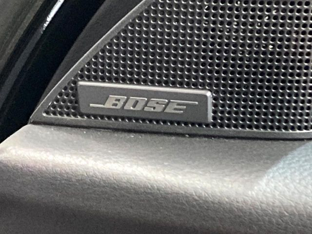 �yBOSE�T�E���h�V�X�e���z���[�J�[�I�v�V�����̍��i�ʃT�E���h�V�X�e���𓋍ځB��p�̃`���[�j���O���{���ꂽ�召�l�X�ȃX�s�[�J�[����ǎ��ȃT�E���h���t�ł��A�Տꊴ���ӂ�鉹����Ԃ����o���܂��B